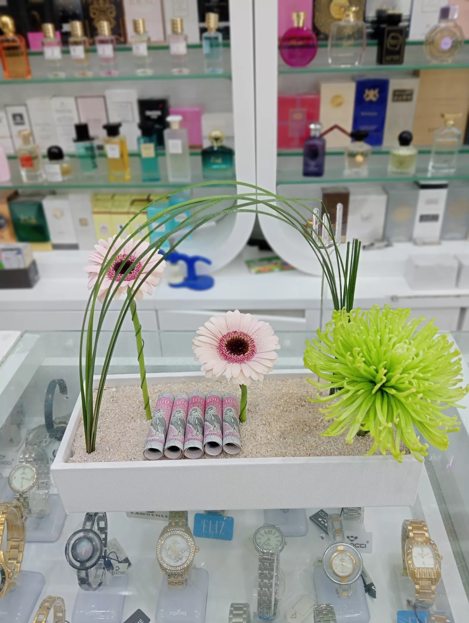 Simple arrangement